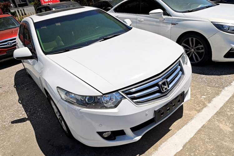 Used Honda Spirior 2009 2.4L Luxury Edition Front Right 45 Deg