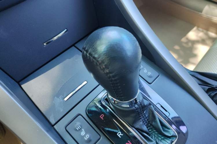 Used Honda Spirior 2009 2.4L Luxury Edition Gear Lever