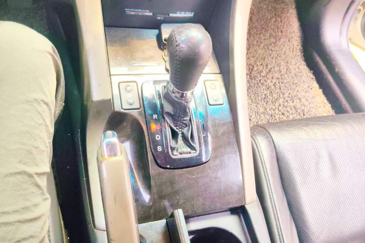 Used Honda Spirior 2009 2.4L Luxury Edition Gear Lever
