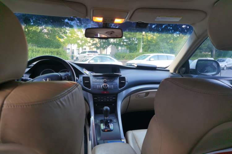 Used Honda Spirior 2009 2.4L Luxury Edition Headliner