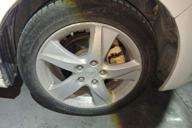 Used Honda Spirior 2009 2.4L Prestige Edition Right Front Wheel Hub