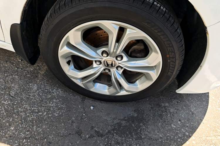 Used Honda Spirior 2009 2.4L Luxury Edition Right Front Wheel Hub