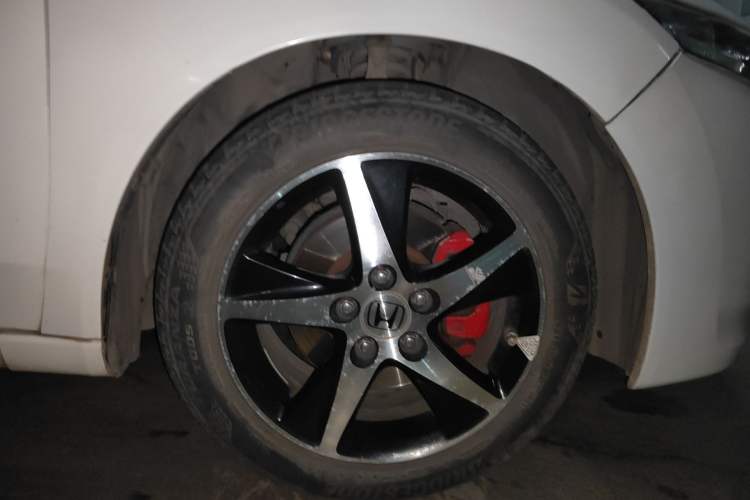 Used Honda Spirior 2009 2.4L Prestige Edition Right Front Wheel Hub
