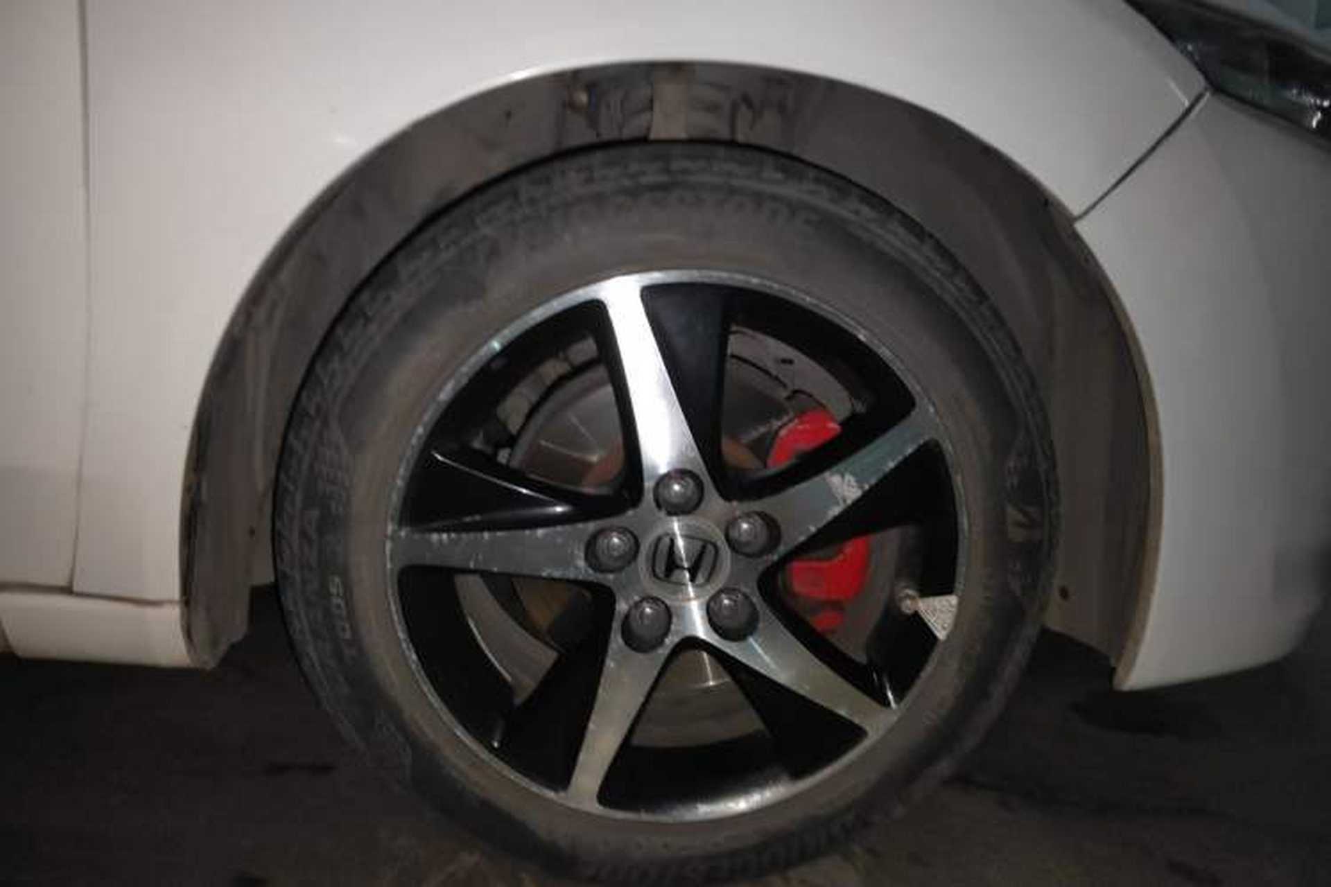 Used Honda Spirior 2009 2.4L Prestige Edition Right Front Wheel Hub