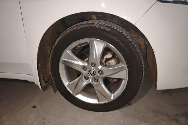 Used Honda Spirior 2009 2.4L Prestige Edition Right Front Wheel Hub