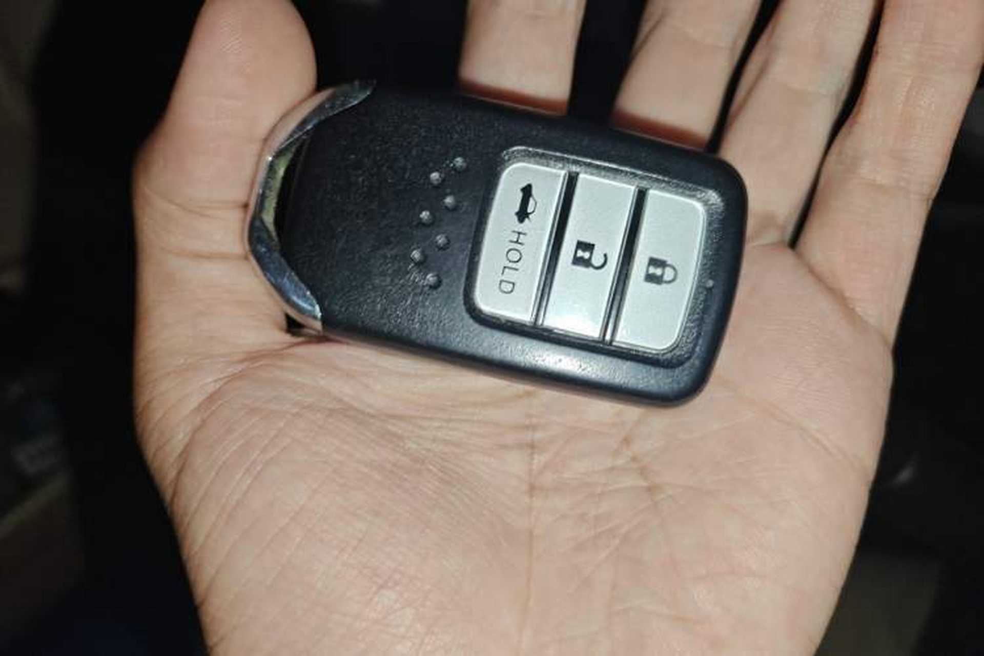 Used Honda Spirior 2009 2.4L Luxury Edition Vehicle Key