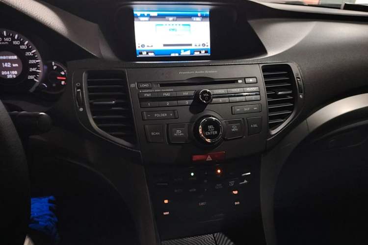 Used Honda Spirior 2013 2.4L Prestige Edition Audio And AC Panel