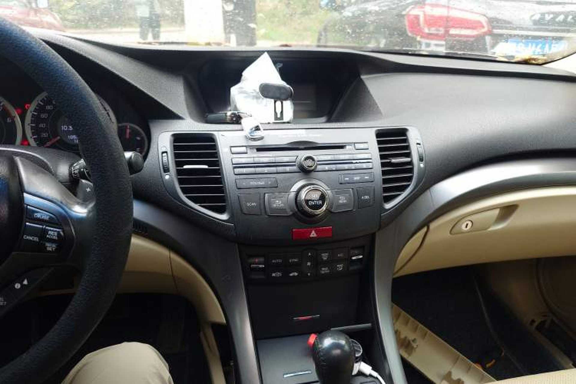 Used Honda Spirior 2013 2.4L Luxury Edition Audio And AC Panel