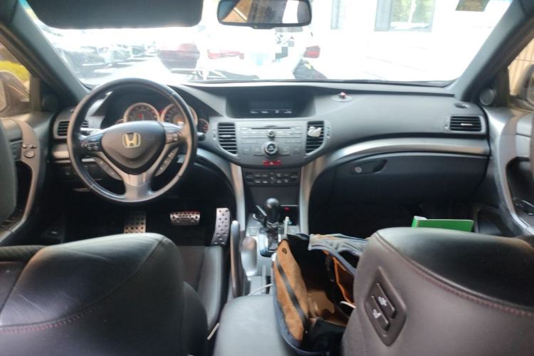 Used Honda Spirior 2013 2.4L TYPE-S Center Console