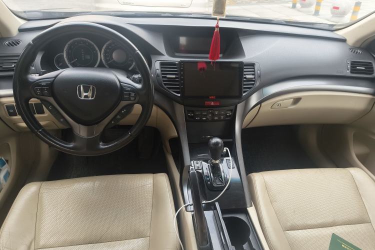 Used Honda Spirior 2013 2.0L Prestige Edition Center Console