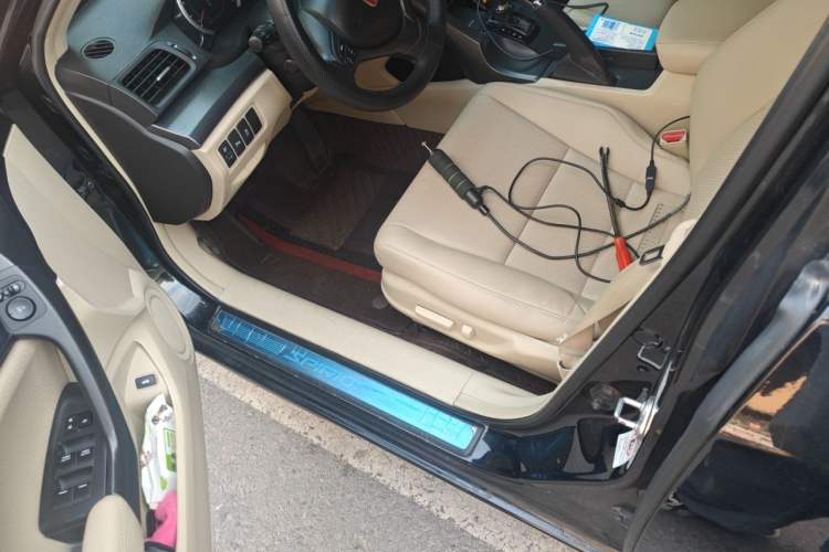 Used Honda Spirior 2013 2.0L Luxury Edition Driver Seat