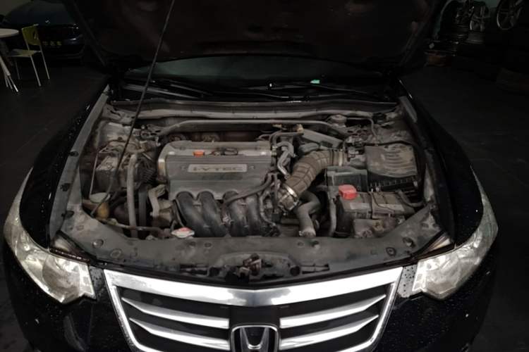 Used Honda Spirior 2013 2.4L Prestige Edition Engine Bay