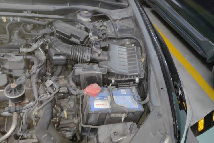 Used Honda Spirior 2013 2.0L Luxury Edition Engine Bay Left