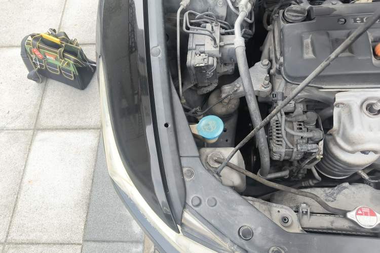 Used Honda Spirior 2013 2.0L Prestige Edition Engine Bay Right