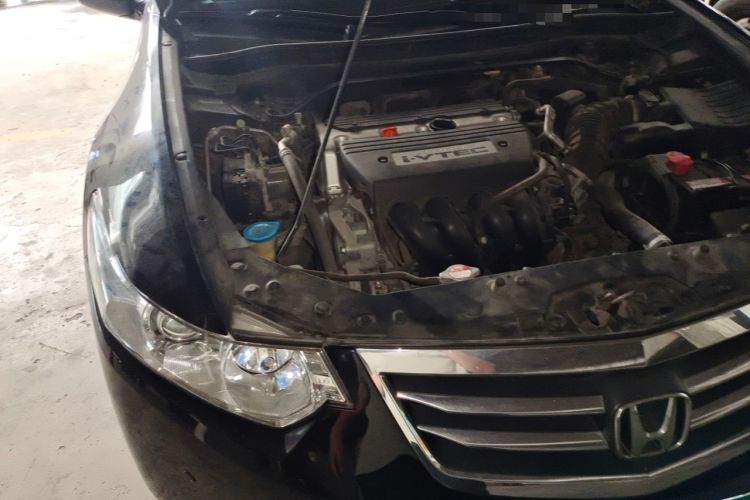 Used Honda Spirior 2013 2.4L Luxury Edition Engine Bay Right