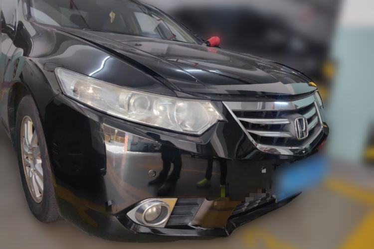 Used Honda Spirior 2013 2.0L Luxury Edition Front Right 45 Deg