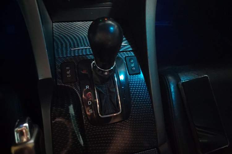 Used Honda Spirior 2013 2.4L Prestige Edition Gear Lever