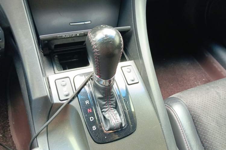 Used Honda Spirior 2013 2.4L TYPE-S Gear Lever