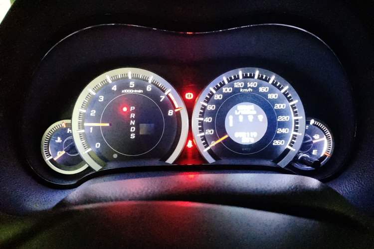 Used Honda Spirior 2013 2.4L Luxury Edition Instrument Cluster