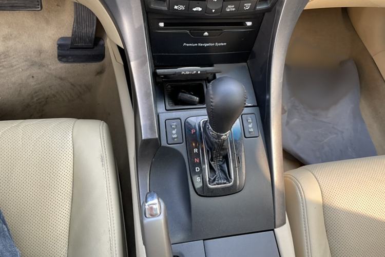 Used Honda Spirior 2013 2.4L Luxury Edition Interior 3