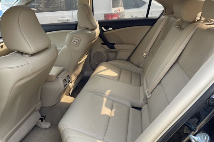 Used Honda Spirior 2013 2.4L Luxury Edition Interior 5