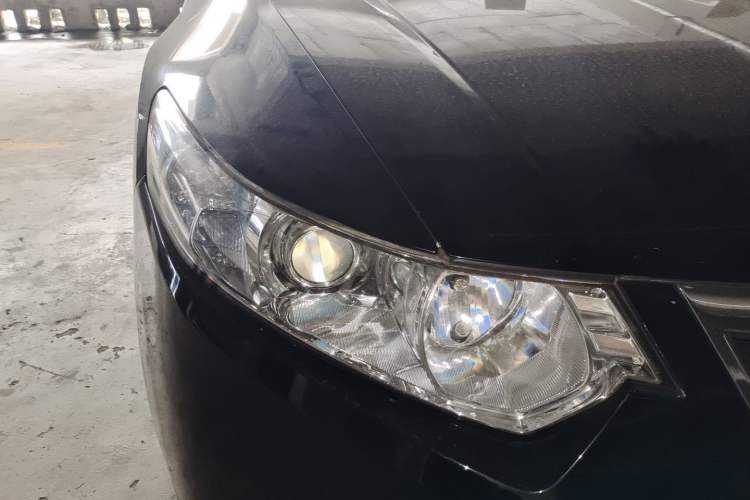 Used Honda Spirior 2013 2.4L Luxury Edition Right Front Headlight
