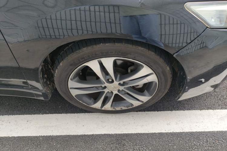 Used Honda Spirior 2013 2.4L TYPE-S Right Front Wheel Hub