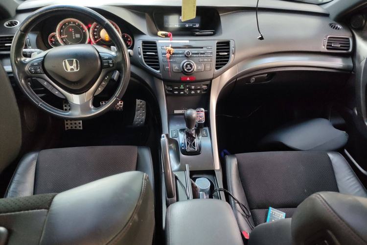 Used Honda Spirior 2013 2.4L TYPE-S Center Console
