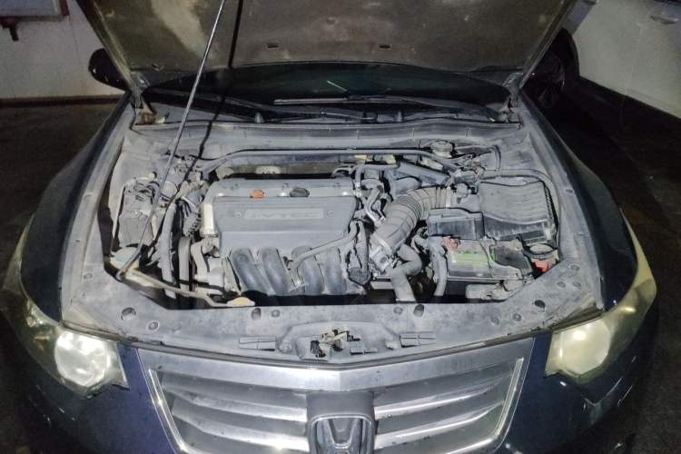 Used Honda Spirior 2013 2.4L TYPE-S Engine Bay