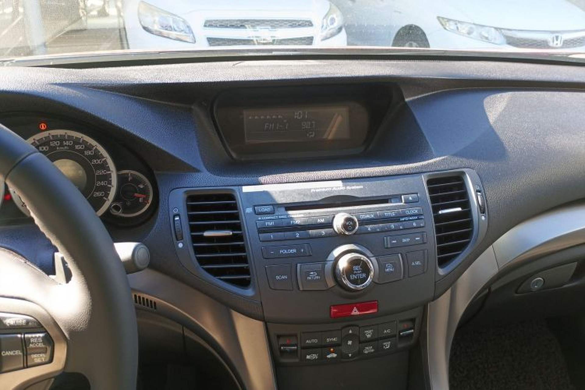 Used Honda Spirior 2013 2.4L Luxury Edition Audio And AC Panel
