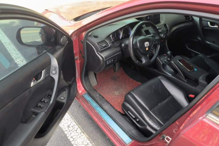 Used Honda Spirior 2013 2.0L Luxury Edition Driver Seat
