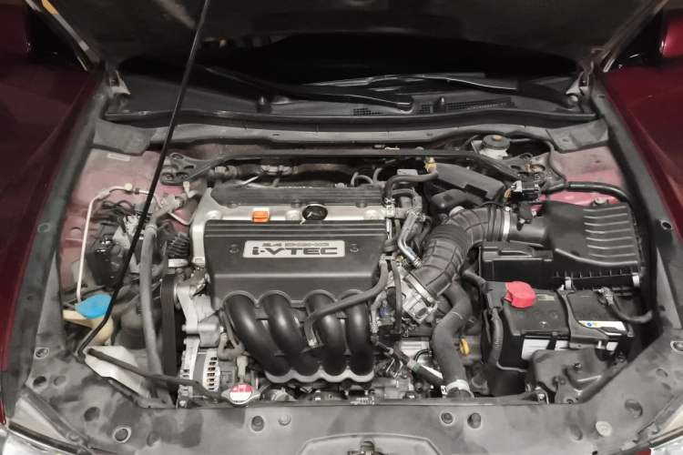 Used Honda Spirior 2013 2.4L Luxury Edition Engine Bay