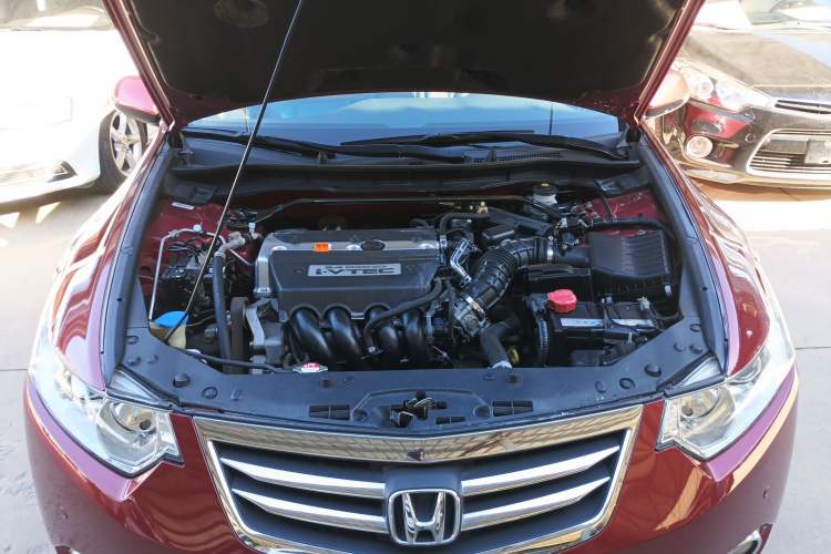 Used Honda Spirior 2013 2.4L Luxury Edition Engine Bay