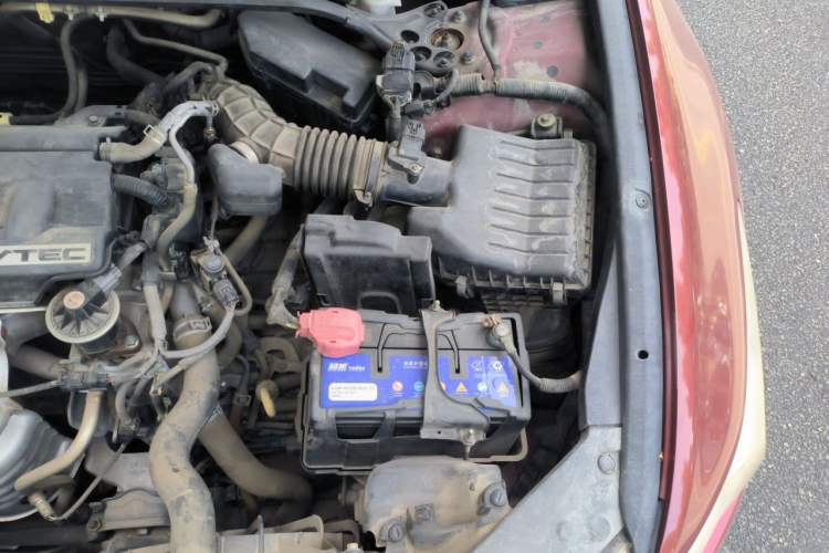 Used Honda Spirior 2013 2.0L Luxury Edition Engine Bay Left