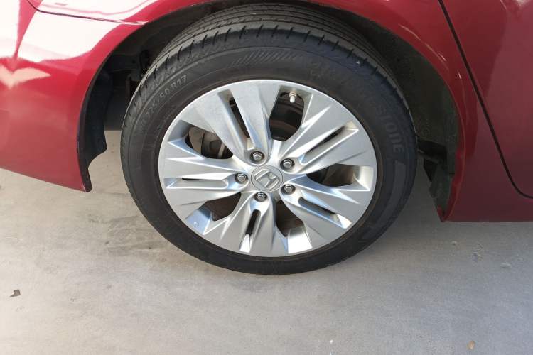 Used Honda Spirior 2013 2.4L Luxury Edition Exterior 8