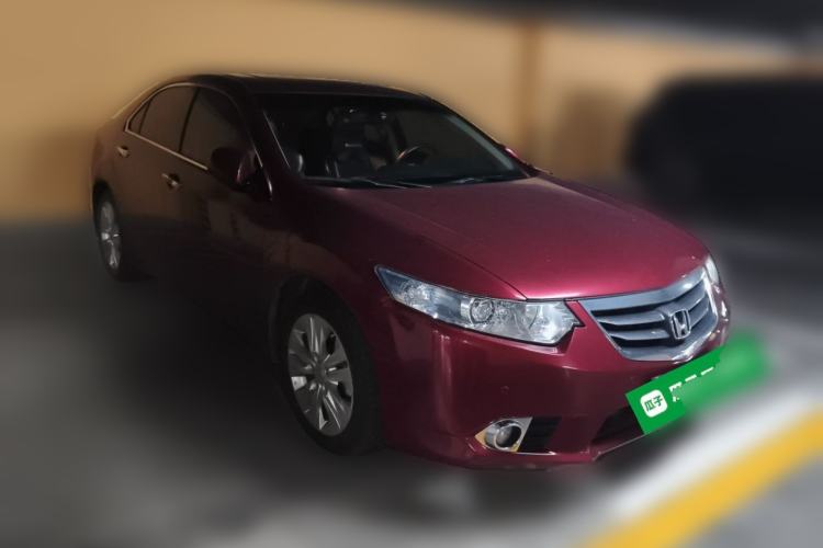 Used Honda Spirior 2013 2.4L Luxury Edition Front Right 45 Deg