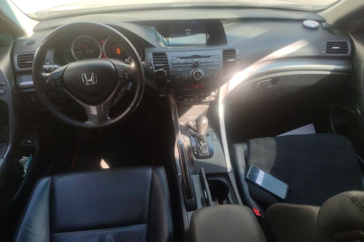 Used Honda Spirior 2013 2.4L Luxury Edition Interior 2