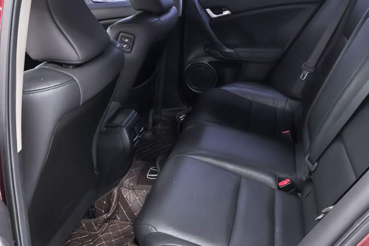 Used Honda Spirior 2013 2.0L Prestige Edition Interior 3