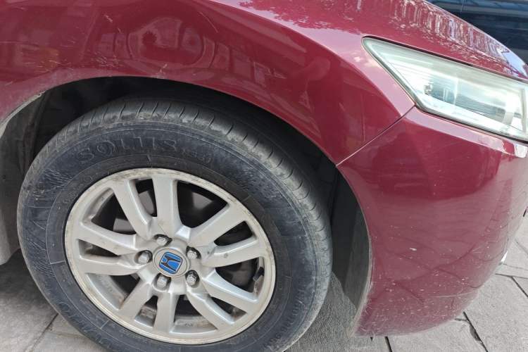 Used Honda Spirior 2013 2.0L Luxury Edition Right Front Wheel Hub