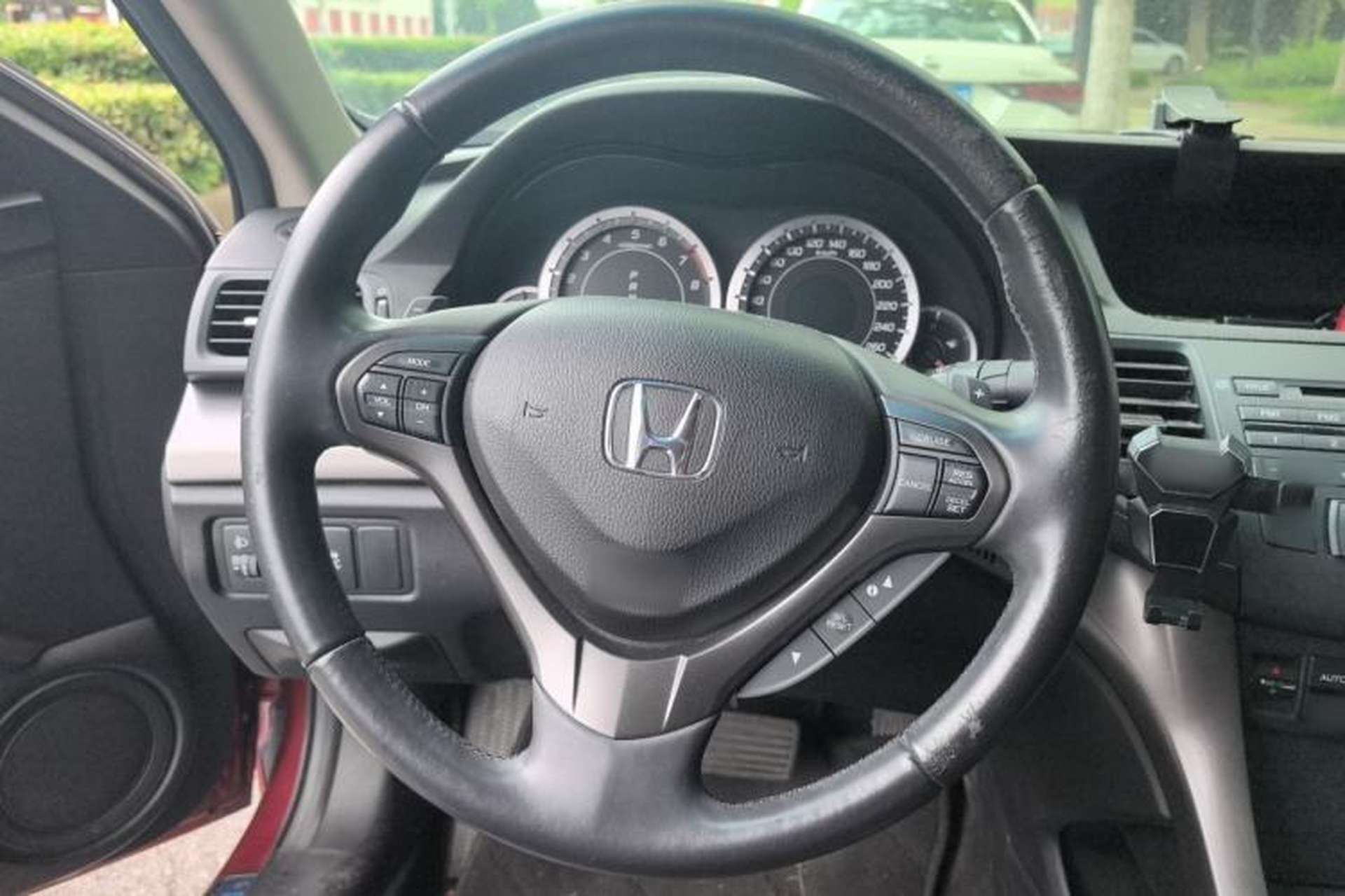Used Honda Spirior 2013 2.0L Luxury Edition Steering Wheel
