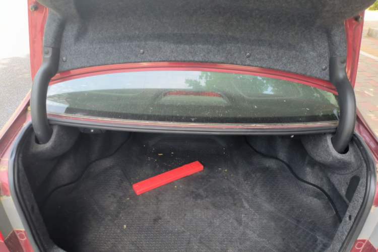 Used Honda Spirior 2013 2.0L Luxury Edition Trunk