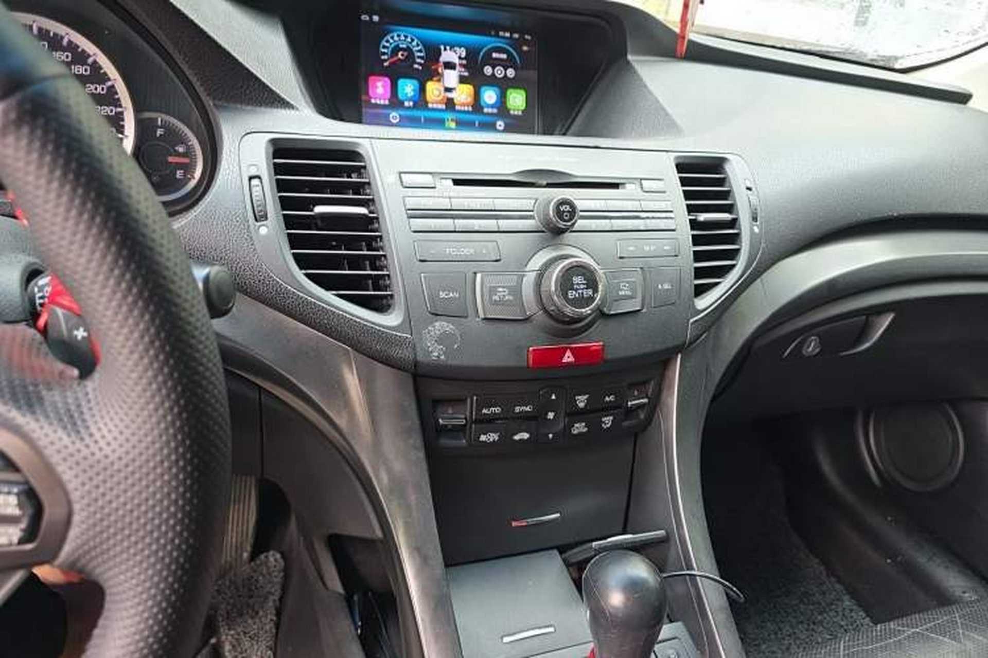 Used Honda Spirior 2013 2.0L Luxury Edition Audio And AC Panel