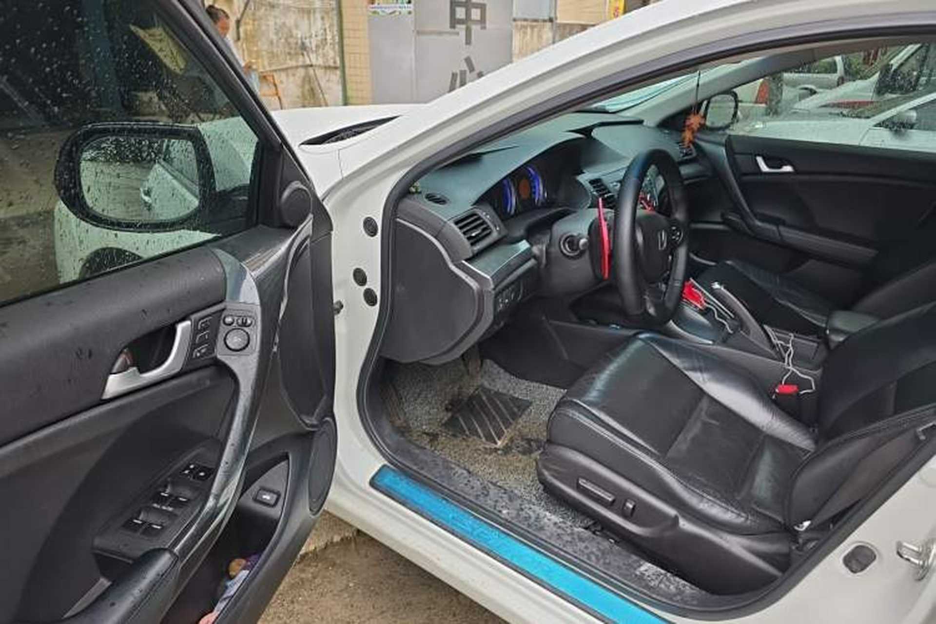 Used Honda Spirior 2013 2.0L Luxury Edition Driver Seat