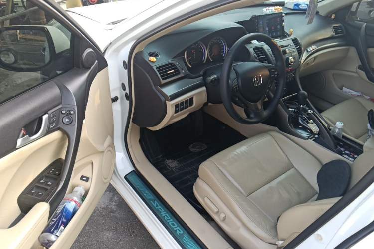 Used Honda Spirior 2013 2.0L Prestige Edition Driver Seat