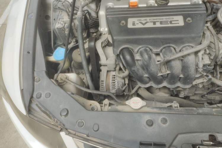 Used Honda Spirior 2013 2.4L Luxury Edition Engine Bay Right