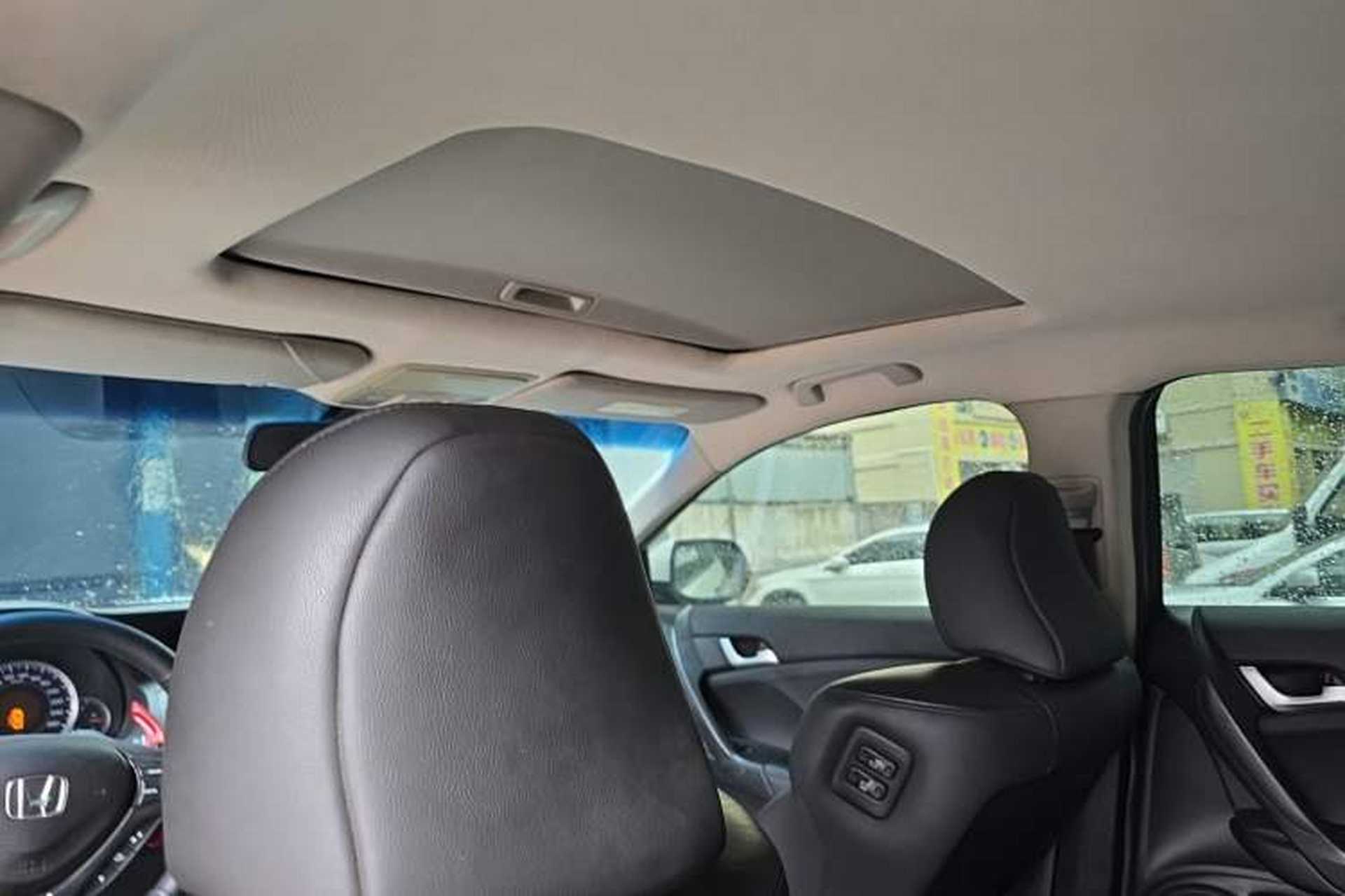 Used Honda Spirior 2013 2.0L Luxury Edition Headliner