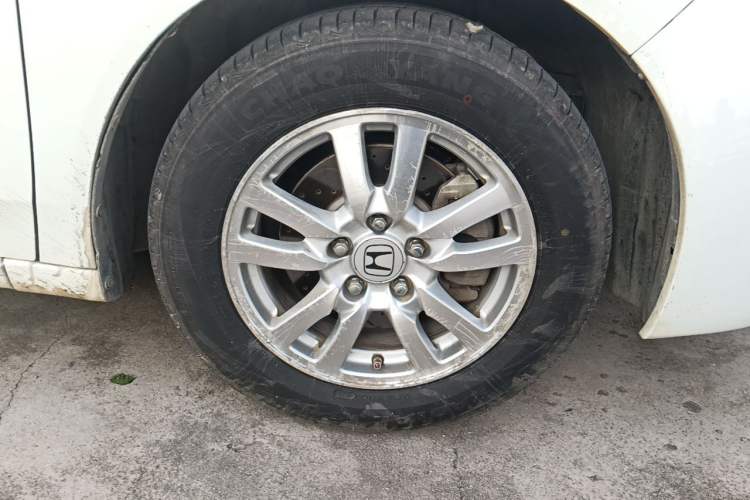 Used Honda Spirior 2013 2.0L Prestige Edition Right Front Wheel Hub