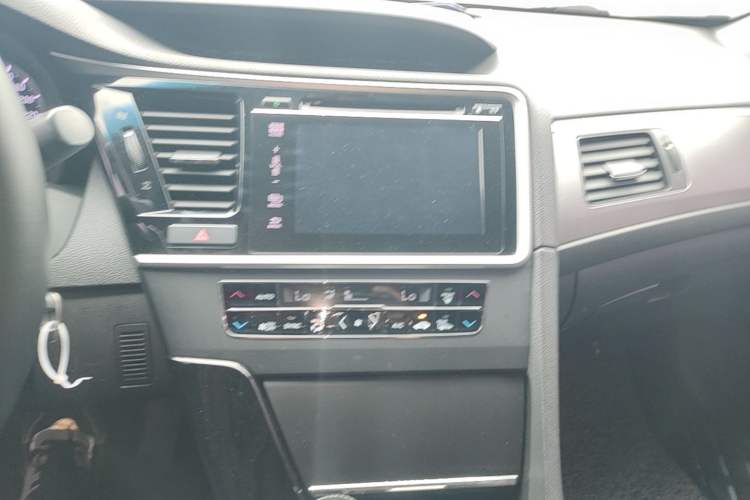 Used Honda Spirior 2015 2.0L Prestige Edition Audio And AC Panel