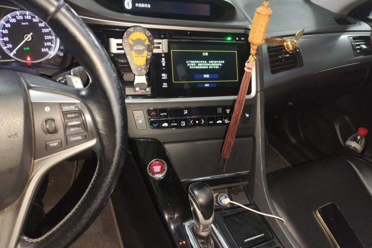 Used Honda Spirior 2015 2.4L Prestige Edition Audio And AC Panel