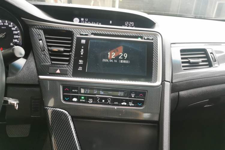 Used Honda Spirior 2015 2.4L Luxury Edition Audio And AC Panel